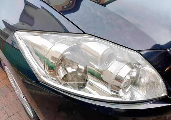 Toyota Auris cena 20200 przebieg: 250500, rok produkcji 2012 z Lublin małe 352